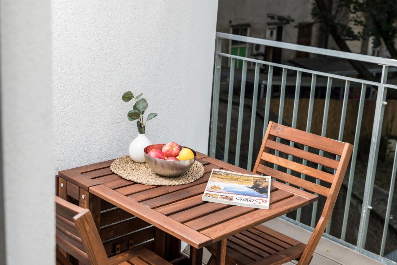 Apartment Prater Balcony *