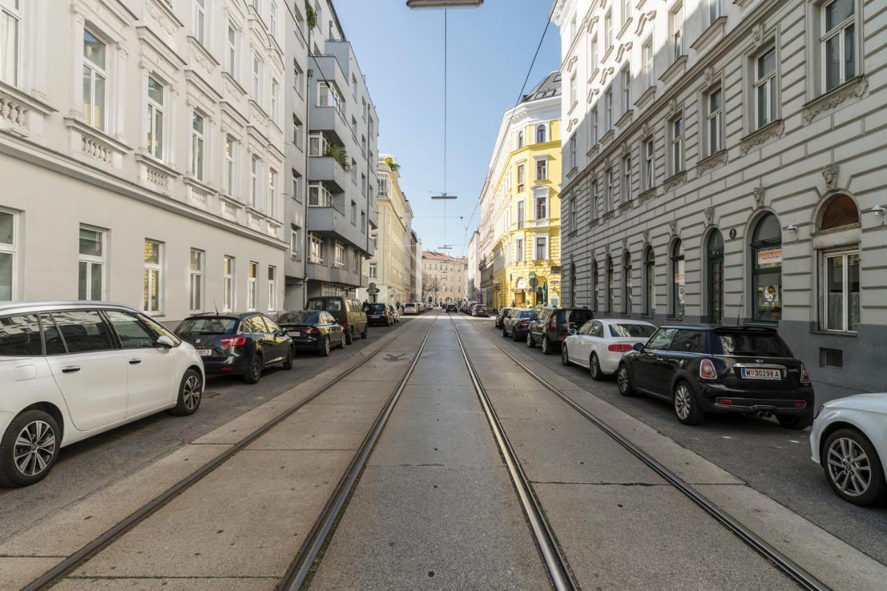 Prater Balcony Apartment Vienna