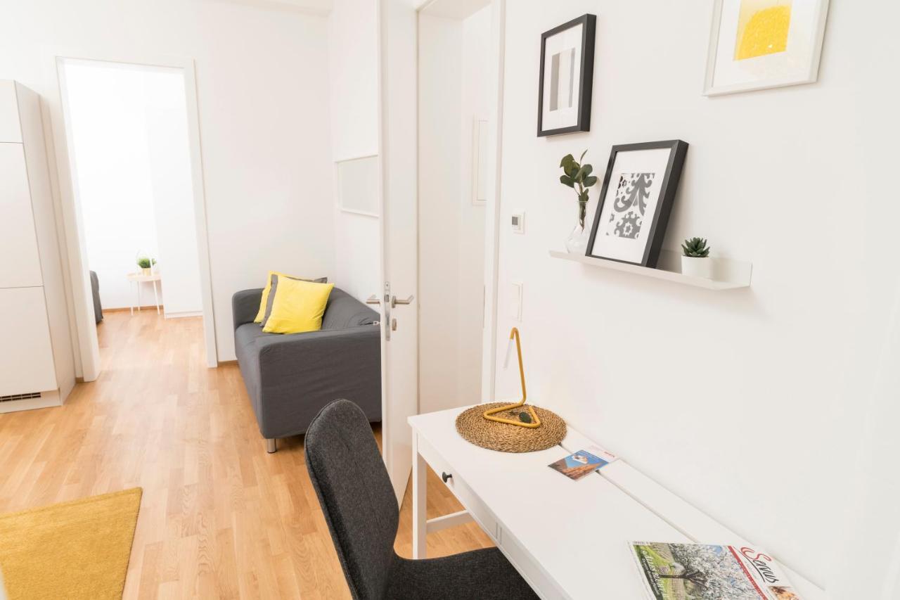 Apartment Prater Balcony
