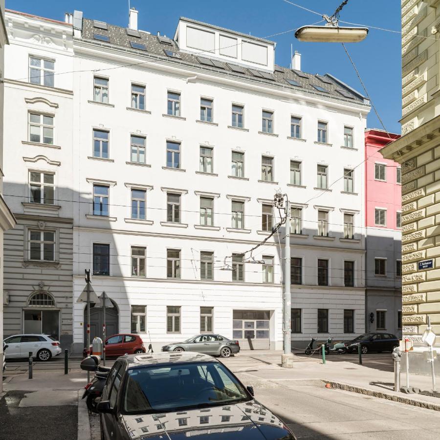 Prater Balcony Apartment Vienna